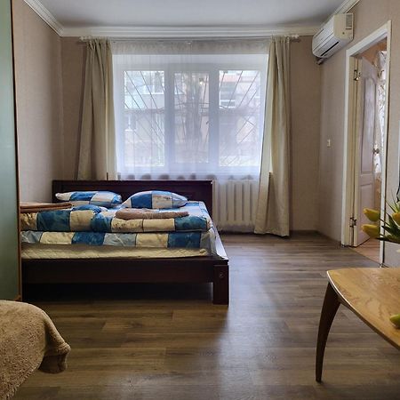 2-Кімнатна Квартира У Центрі На Олександра Поля, Шпиталь, 16Лікарня Dněpropetrovsk Exteriér fotografie